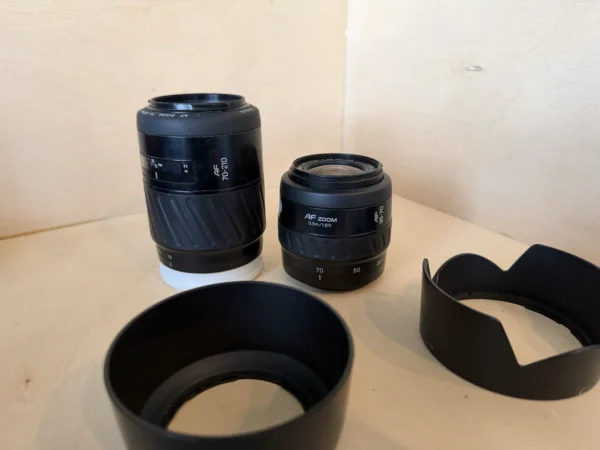 appareil-photo-argentique-minolta-dynax-300si-kit-2-objectifs-occasion-teste-8 Kit Reflex Argentique Autofocus Minolta Dynax 300si & Objectifs AF 35-70mm et 70-210mm d'occasion, testé et vérifié — photo 8 sur 9