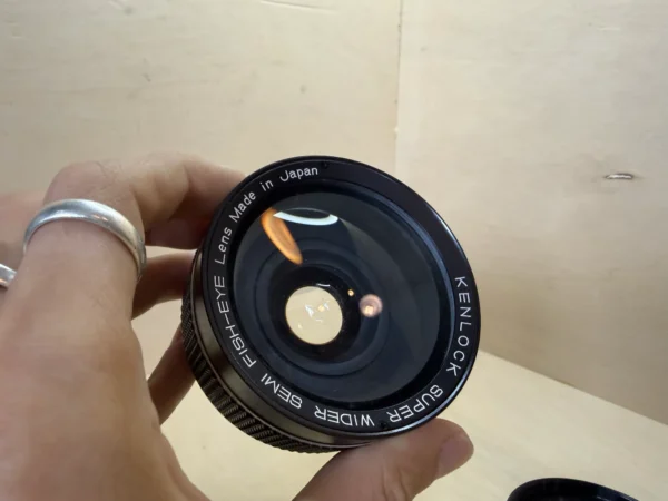 objectif-photo-argentique-kenlock-super-wider-grand-angle-occasion-teste-3 Convertisseur Grand-Angle Kenlock Super Wider d'occasion, testé et vérifié — photo 3 sur 4