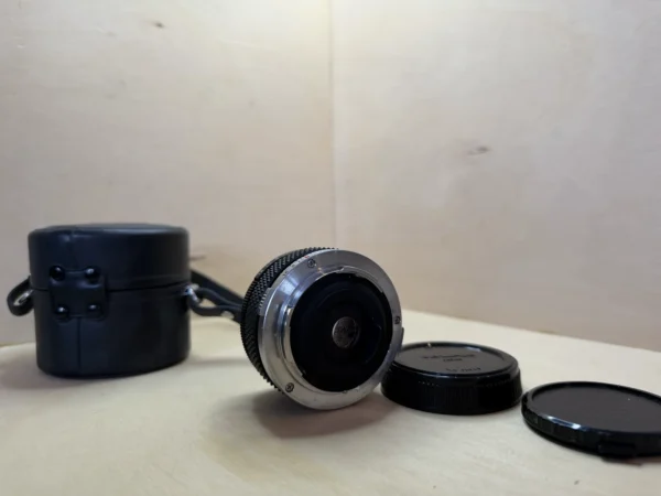 Objectif Vintage Olympus OM-System G.Zuiko Auto-W 28mm f/3.5 d'occasion, testé et vérifié — photo 2 sur 5