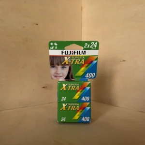 Pellicule Fujifilm Superia X-TRA 400 – 24 poses – Pack de 2 – Périmée