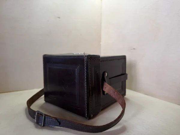 sacoche-photo-vintage-cuir-occasion-3 Sacoche Photo Vintage en Cuir – Marron d'occasion, testé et vérifié — photo 3 sur 5