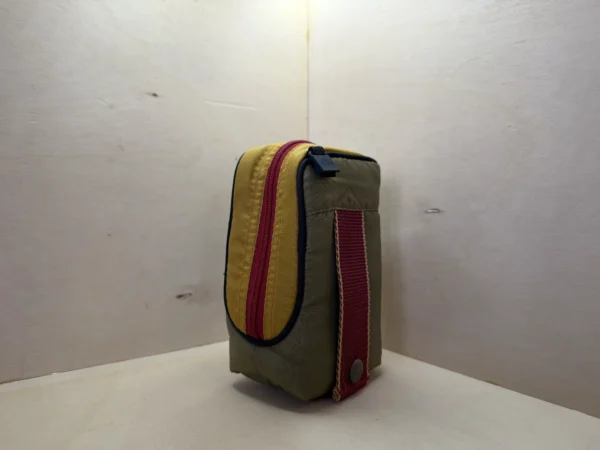 Petite Sacoche Photo Vintage – Kaki d'occasion, testé et vérifié — photo 2 sur 4