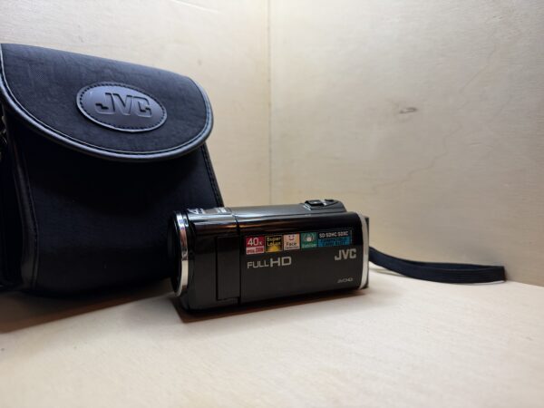 img_0087 Caméscope Numérique JVC Everio GZ-E15 – Full HD, Housse & Accessoires