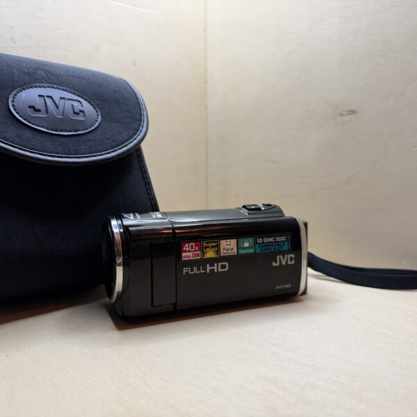 img_0087 Caméscope Numérique JVC Everio GZ-E15 – Full HD, Housse & Accessoires