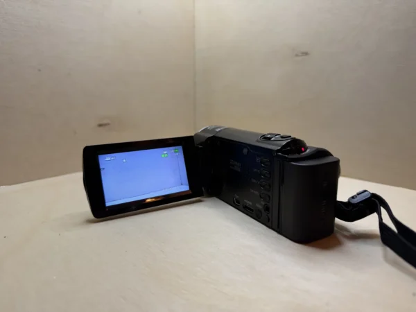JVC Everio GZ-E15 caméscope Full HD — photo 3 Caméscope Numérique JVC Everio GZ-E15 – Full HD, Housse & Accessoires