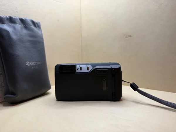 Yashica Zoomate 90W compact argentique — photo 1 Appareil Argentique Compact Yashica Zoomate 90W – Avec Housse & Notice