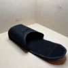 Housse Nikon noire pour compact numérique – Nylon, rabat auto-agrippant et passant ceinture