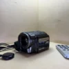 JVC Everio GZ-MG50E digital camcorder – 30 GB hard drive, 15x zoom f/1.2 – Remote control and accessories Caméscope numérique JVC Everio GZ-MG50E – Disque dur 30 Go, zoom 15x f/1.2 – Télécommande et accessoires
