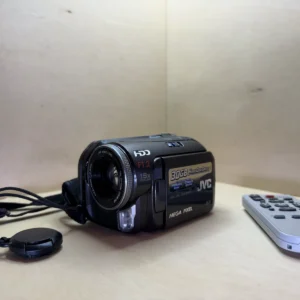 Caméscope numérique JVC Everio GZ-MG50E – Disque dur 30 Go, zoom 15x f/1.2 – Télécommande et accessoires