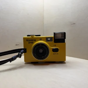 Appareil Argentique Compact Konica Pop – Hexanon 36mm f/4, Flash Intégré – Jaune