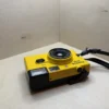 Appareil Argentique Compact Konica Pop – Hexanon 36mm f/4, Flash Intégré – Jaune