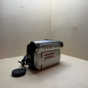 Caméscope numérique Sony Handycam DCR-HC23E – Mini DV, zoom 20x Carl Zeiss – Complet en boîte
